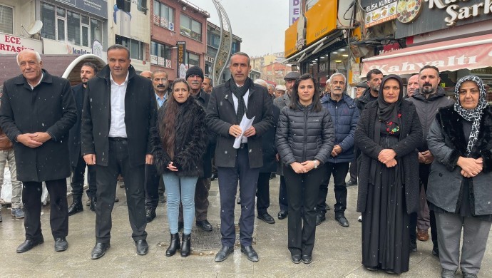 690x390cc v 12 12 2025 colemerg fatura tepki2